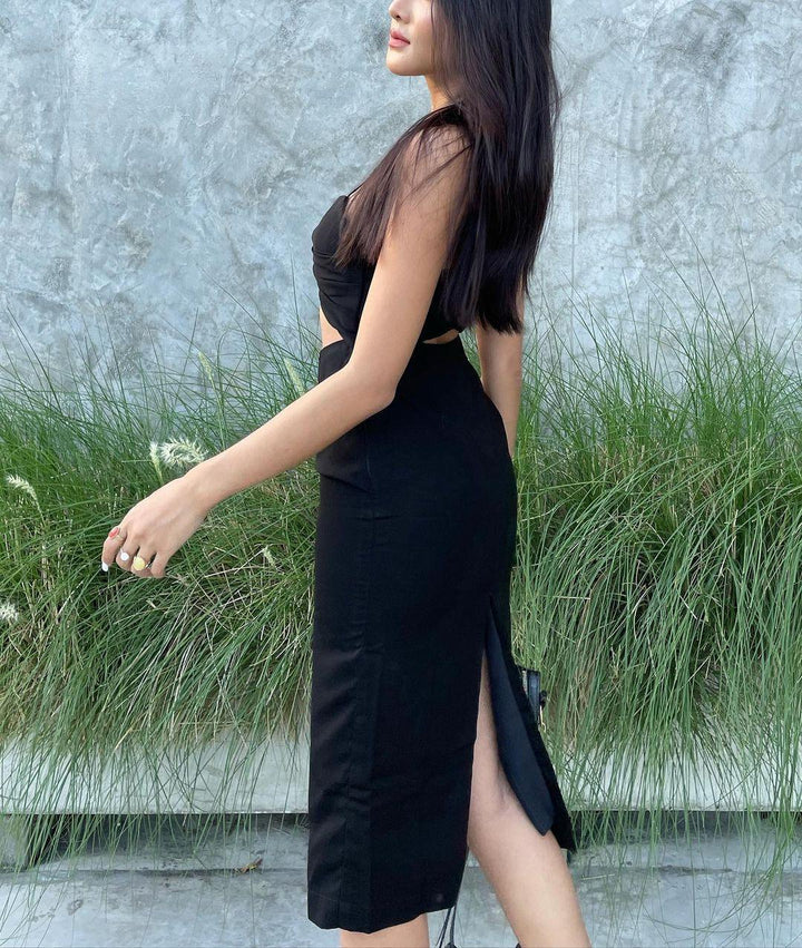 Graceful Glam Black Bodycon Midi Dress